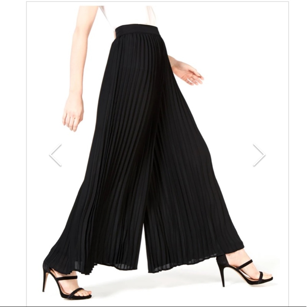 Bar III Pleated pants